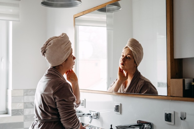 Morning vs Night Korean Skincare Routine: What Goes When
